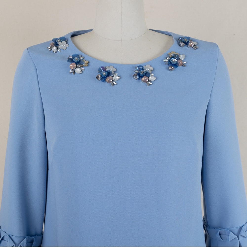 Elegant Blue Dress with Embellished Neckline - Picture 2 of 7